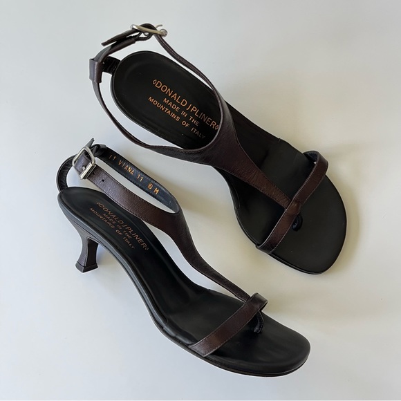 Donald J. Pliner Shoes - Donald J Pliner Couture Viana Sandal T-Strap Metallic Leather Kitten Heel Size 6